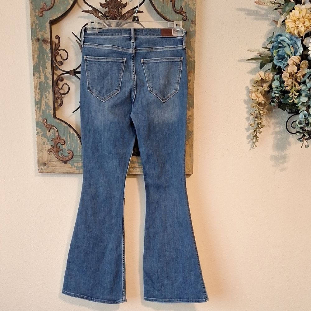 Hollister Blue Flare Patchwork Jeans Excellent Condition NWT Size 9 - Picture 10 of 14